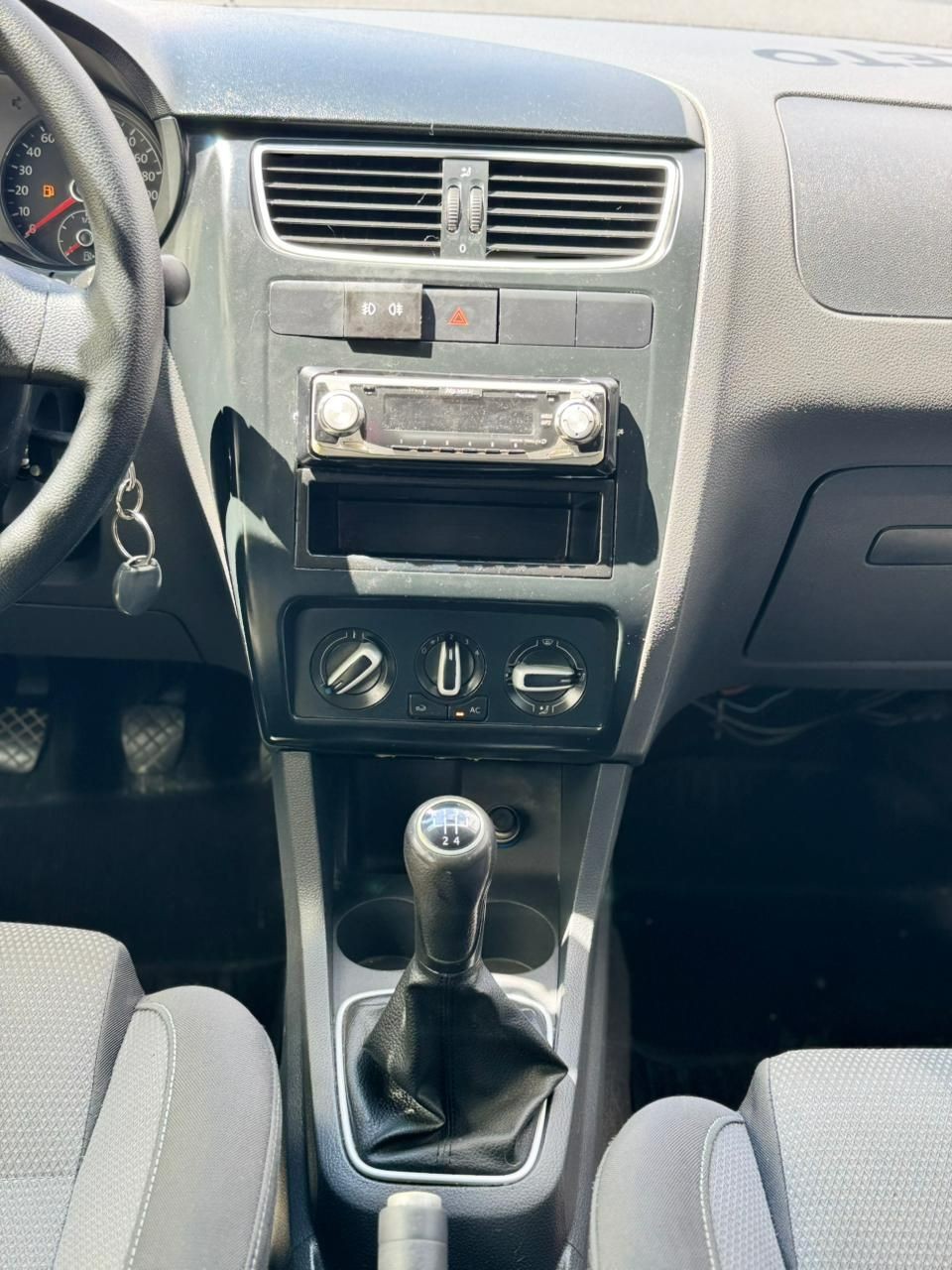 VOLKSWAGEN SPACEFOX
