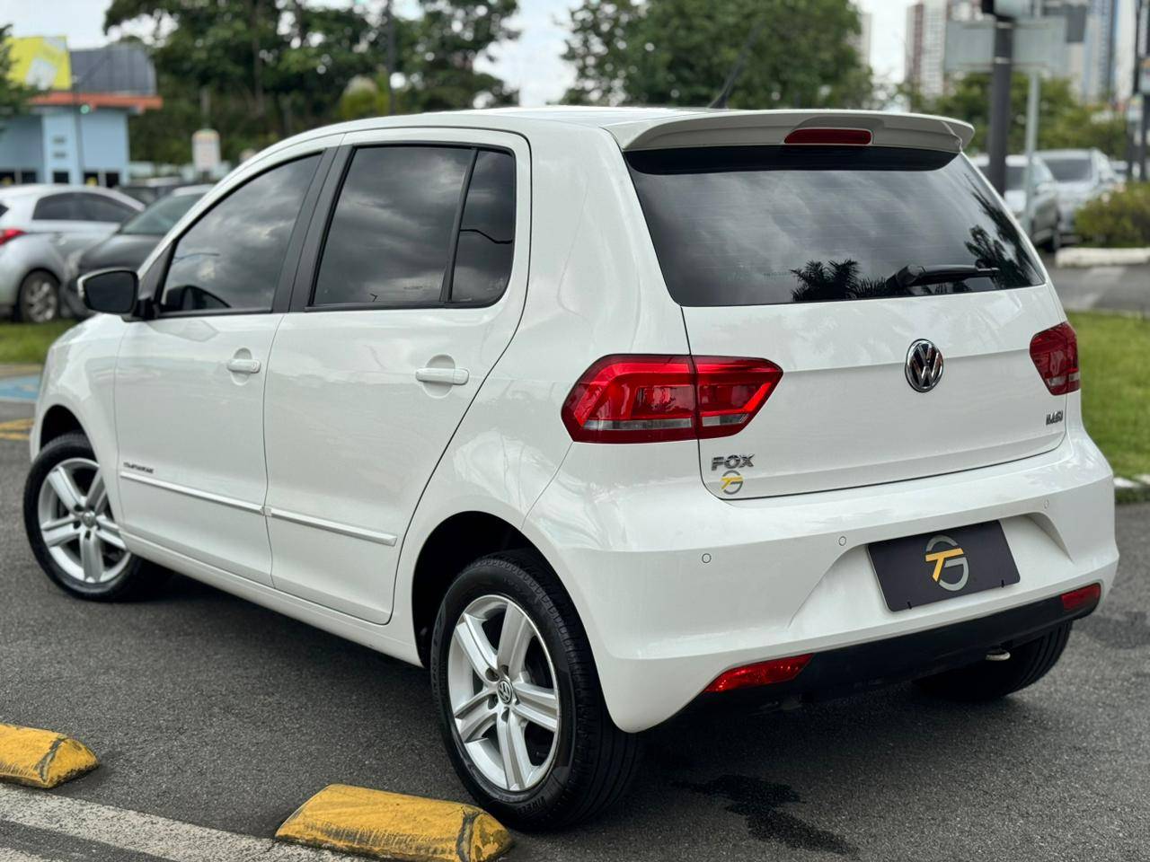 VOLKSWAGEN FOX