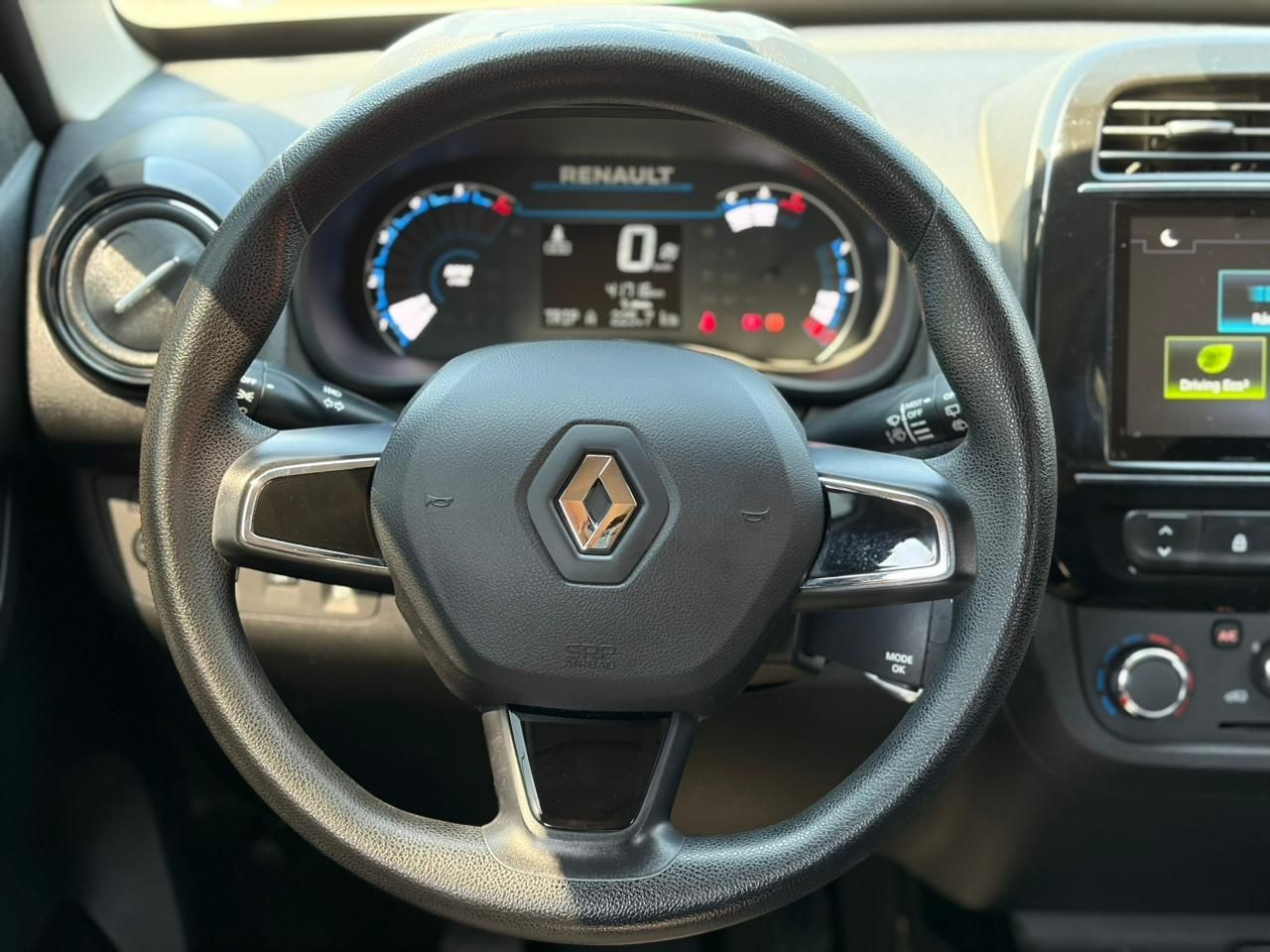 RENAULT KWID