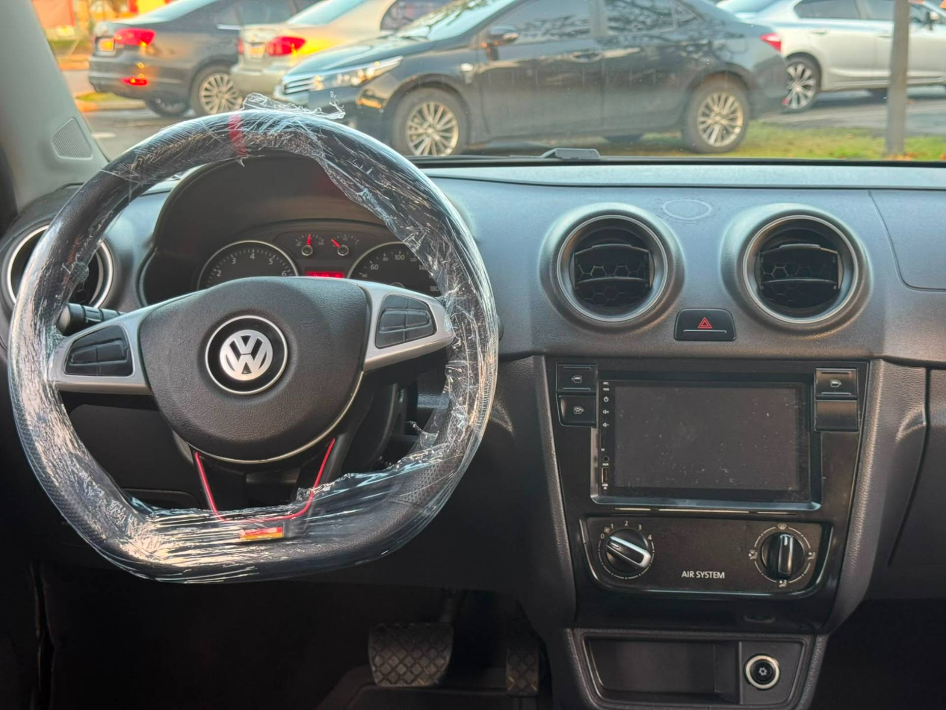 VOLKSWAGEN GOL