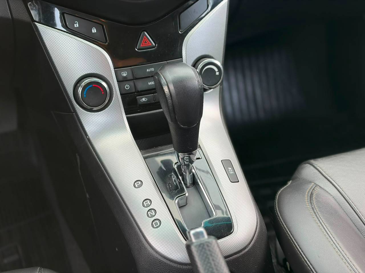 CHEVROLET CRUZE