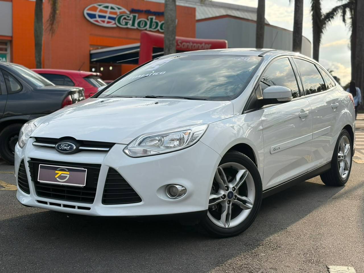 FORD FOCUS