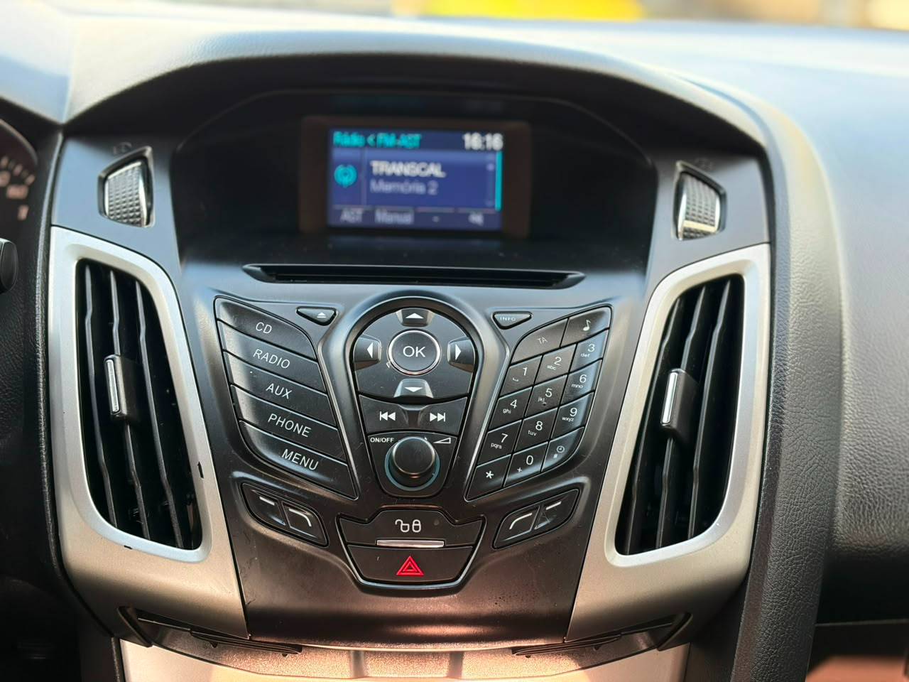 FORD FOCUS