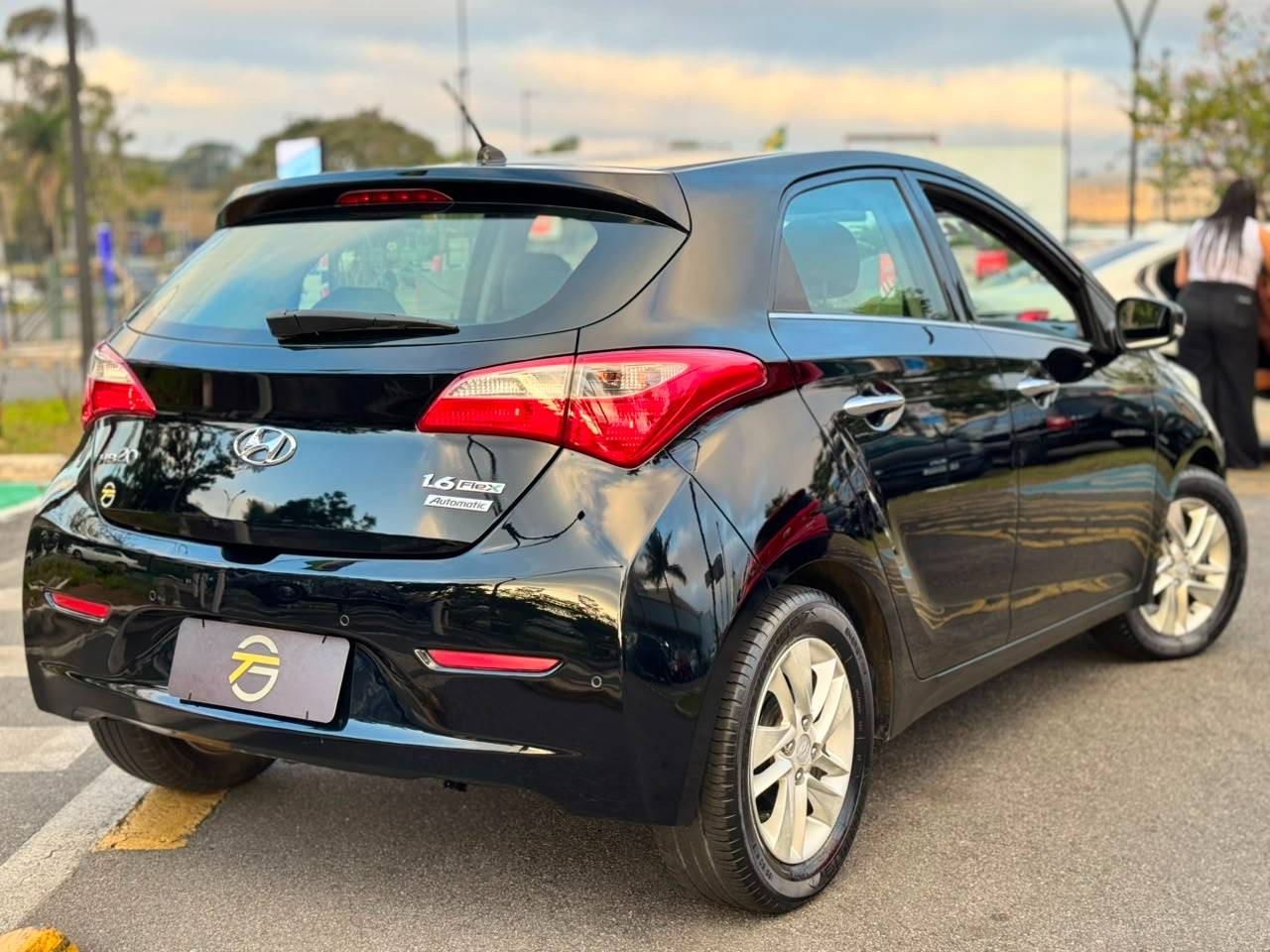 HYUNDAI HB20