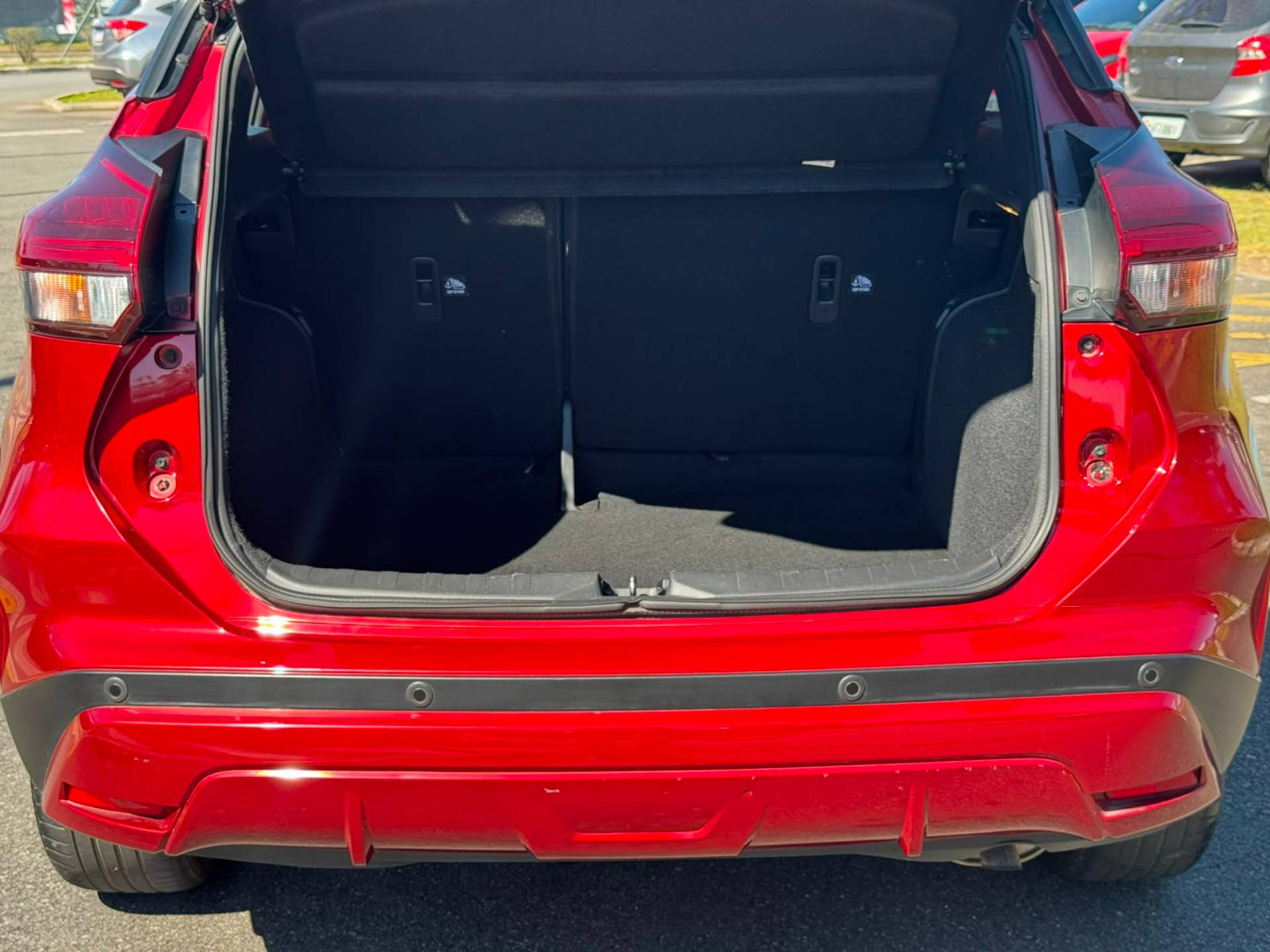 NISSAN KICKS