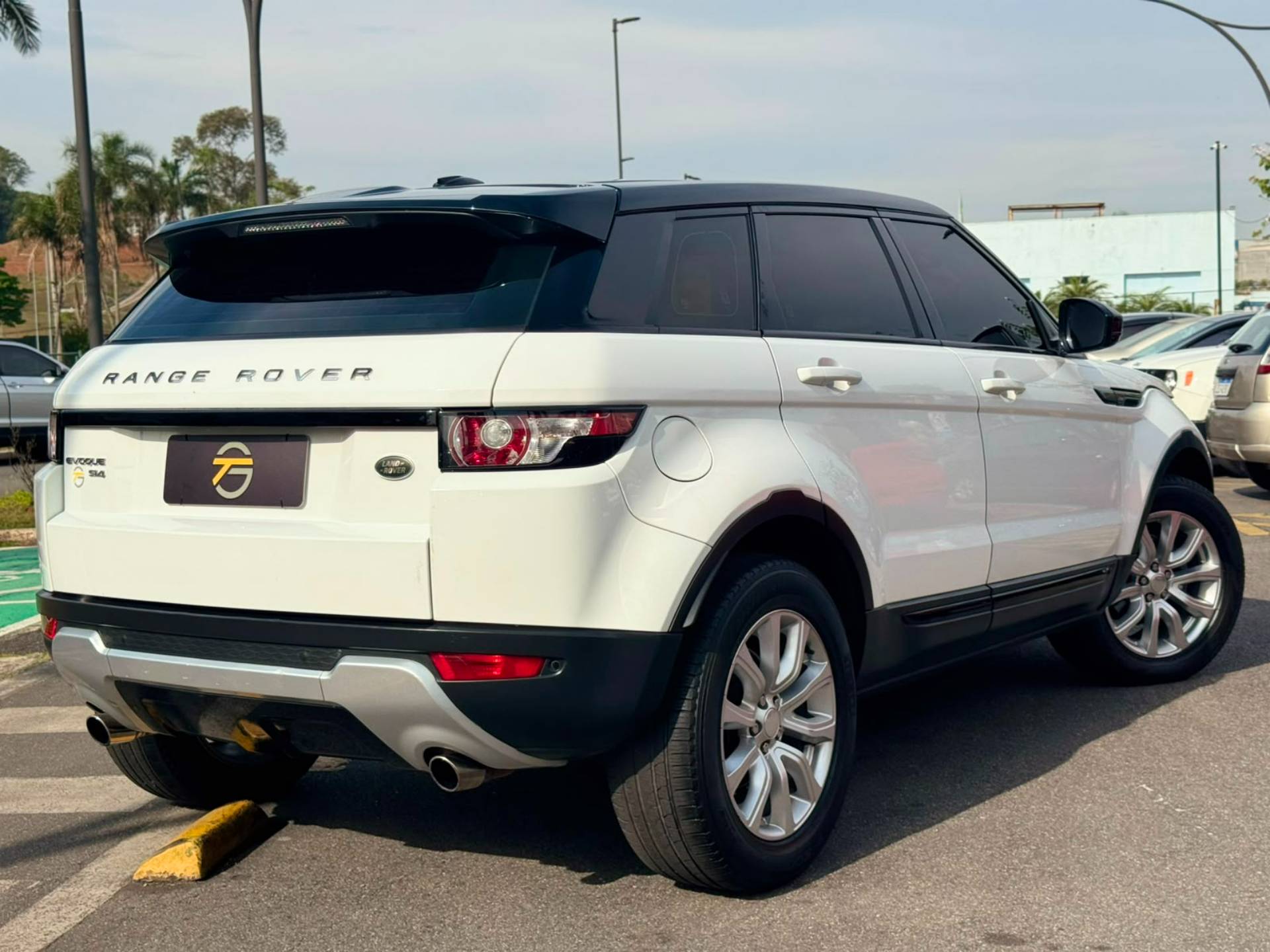 LAND ROVER RANGE ROVER EVOQUE