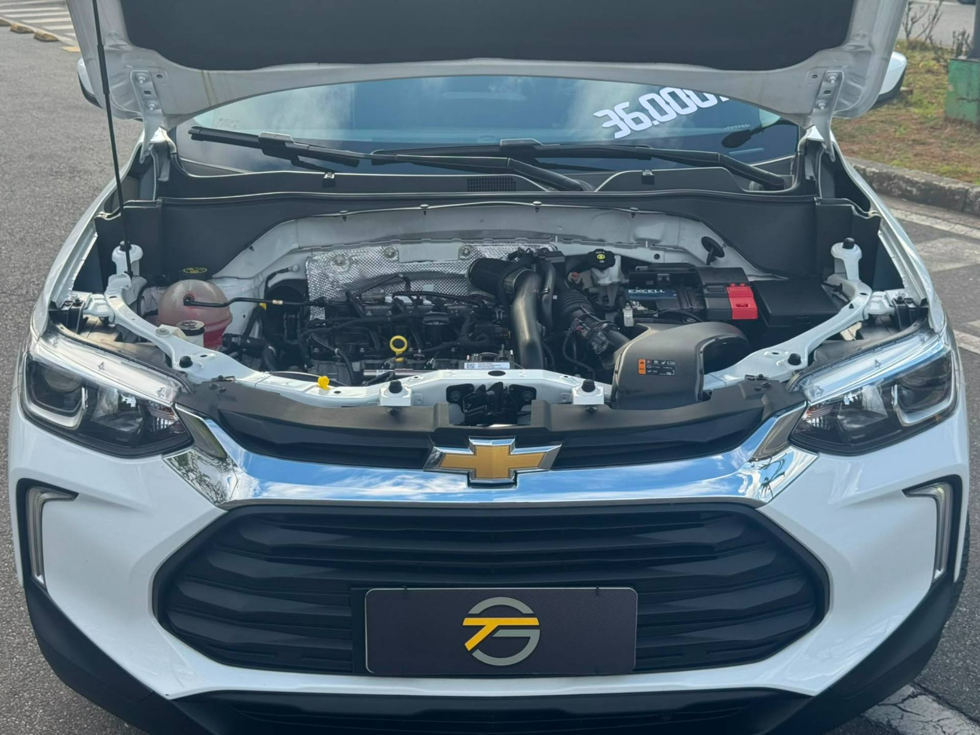 CHEVROLET TRACKER