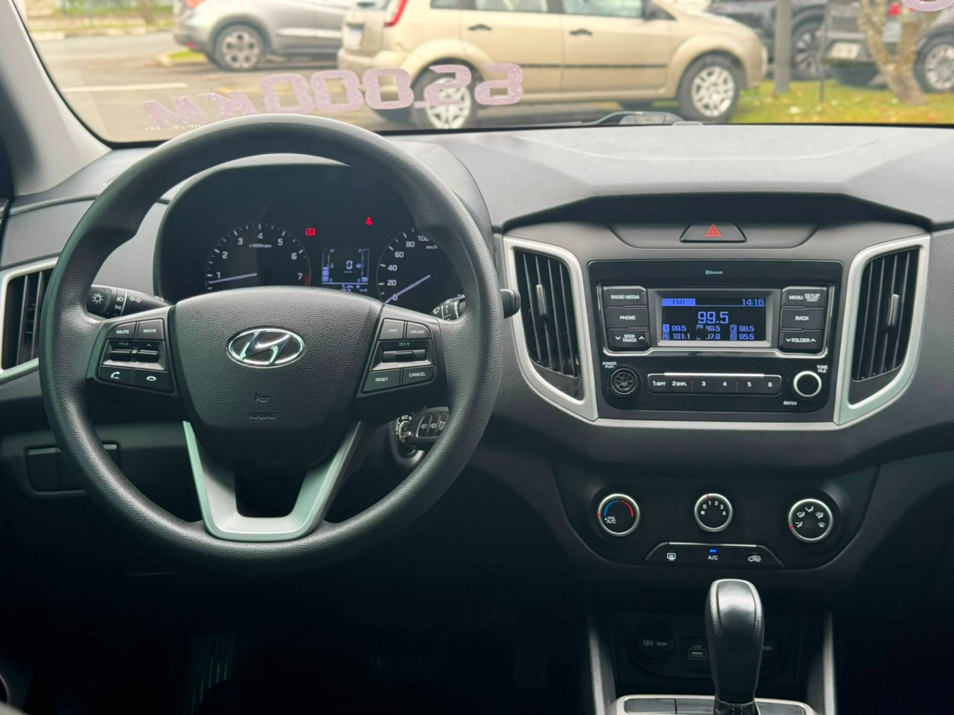 HYUNDAI CRETA