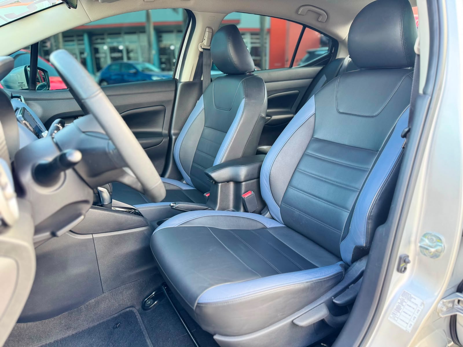 NISSAN VERSA