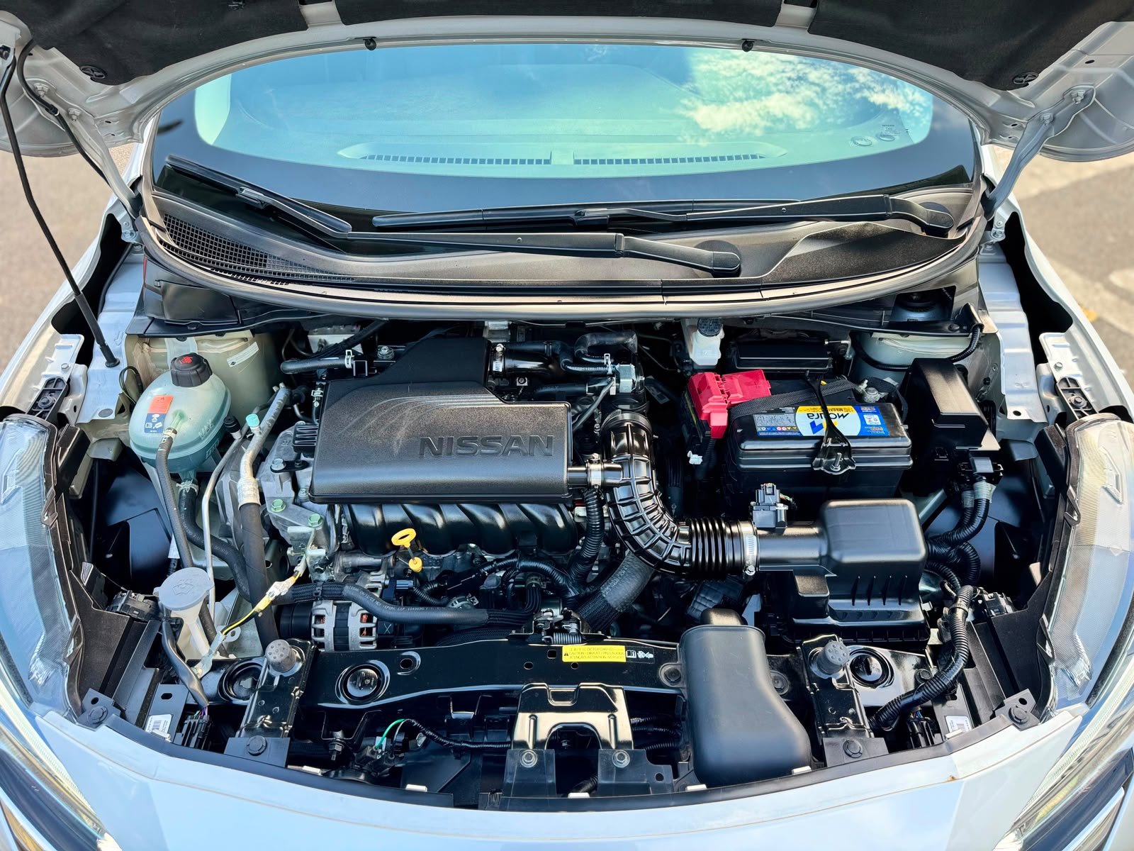 NISSAN VERSA