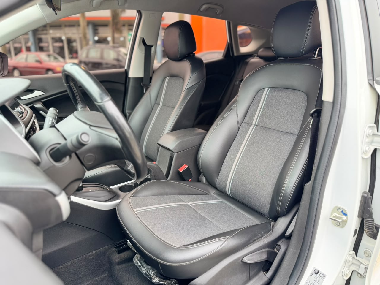 CHEVROLET TRACKER