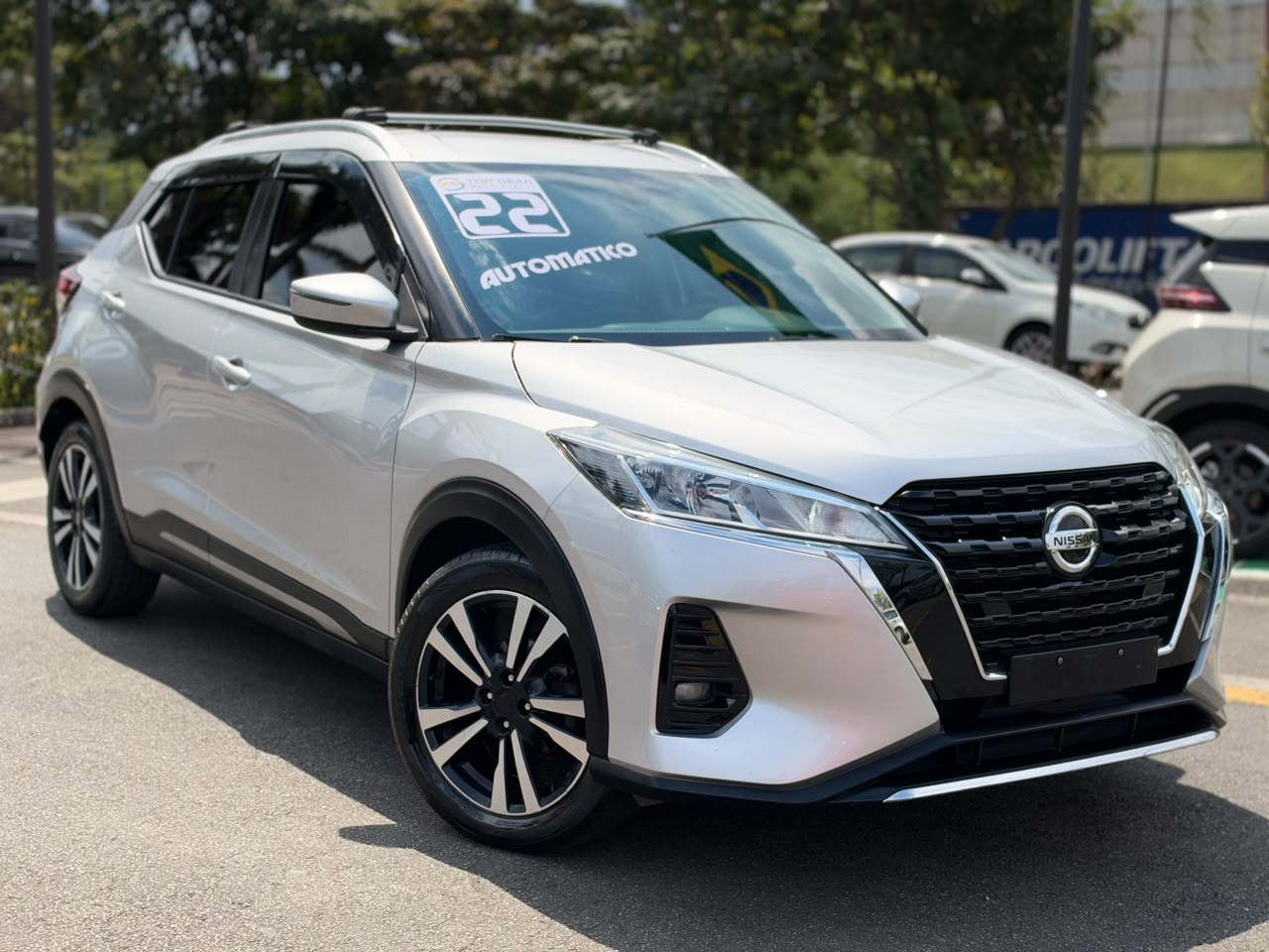 NISSAN KICKS
