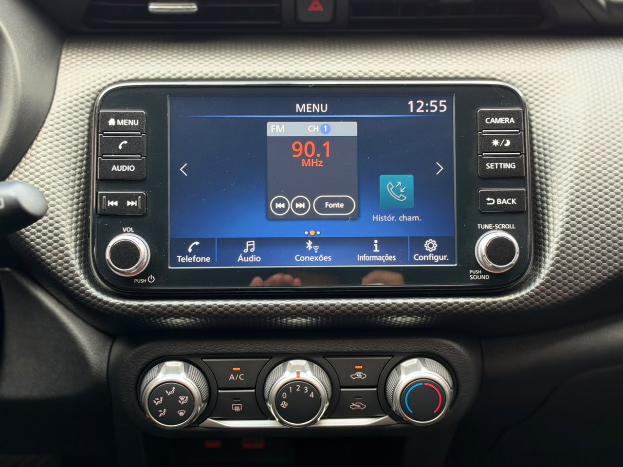 NISSAN KICKS