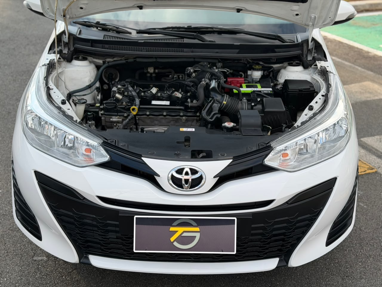 TOYOTA YARIS