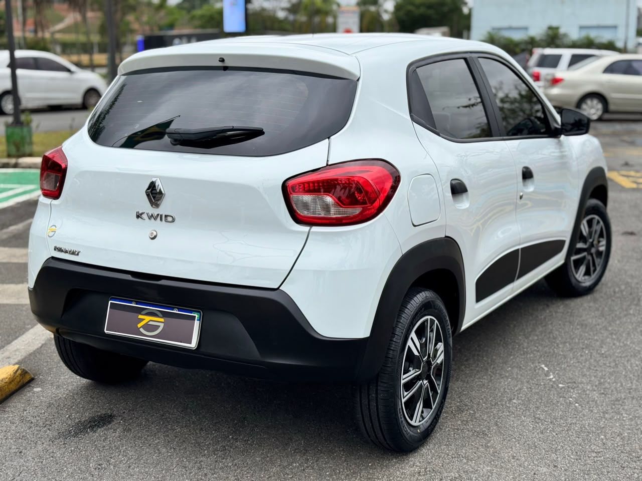 RENAULT KWID