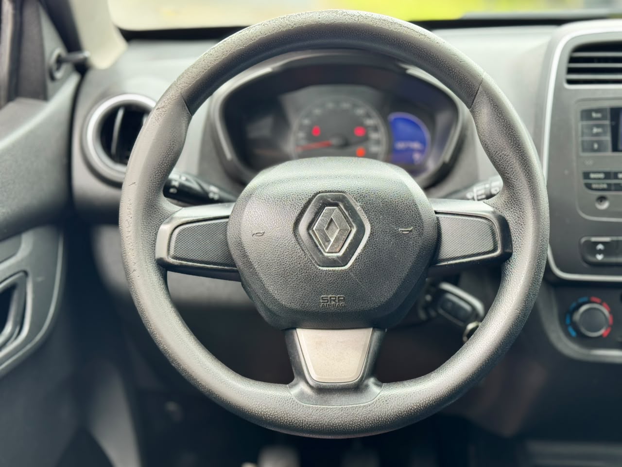 RENAULT KWID