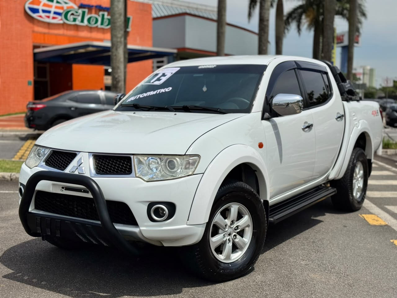 MITSUBISHI L200 TRITON