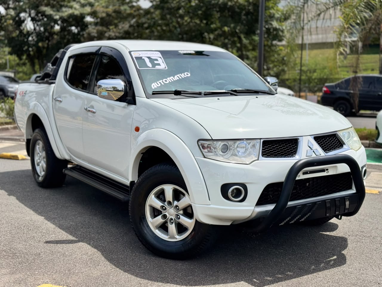 MITSUBISHI L200 TRITON