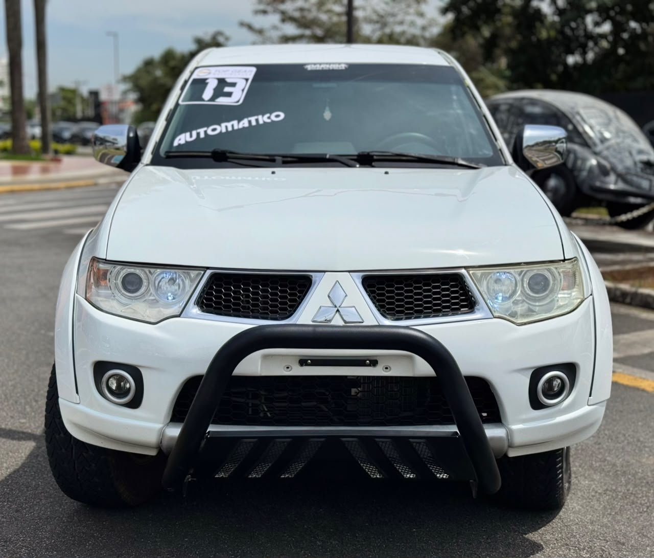 MITSUBISHI L200 TRITON