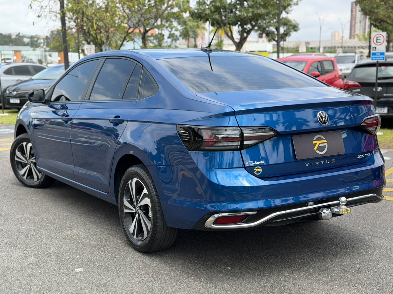 VOLKSWAGEN VIRTUS