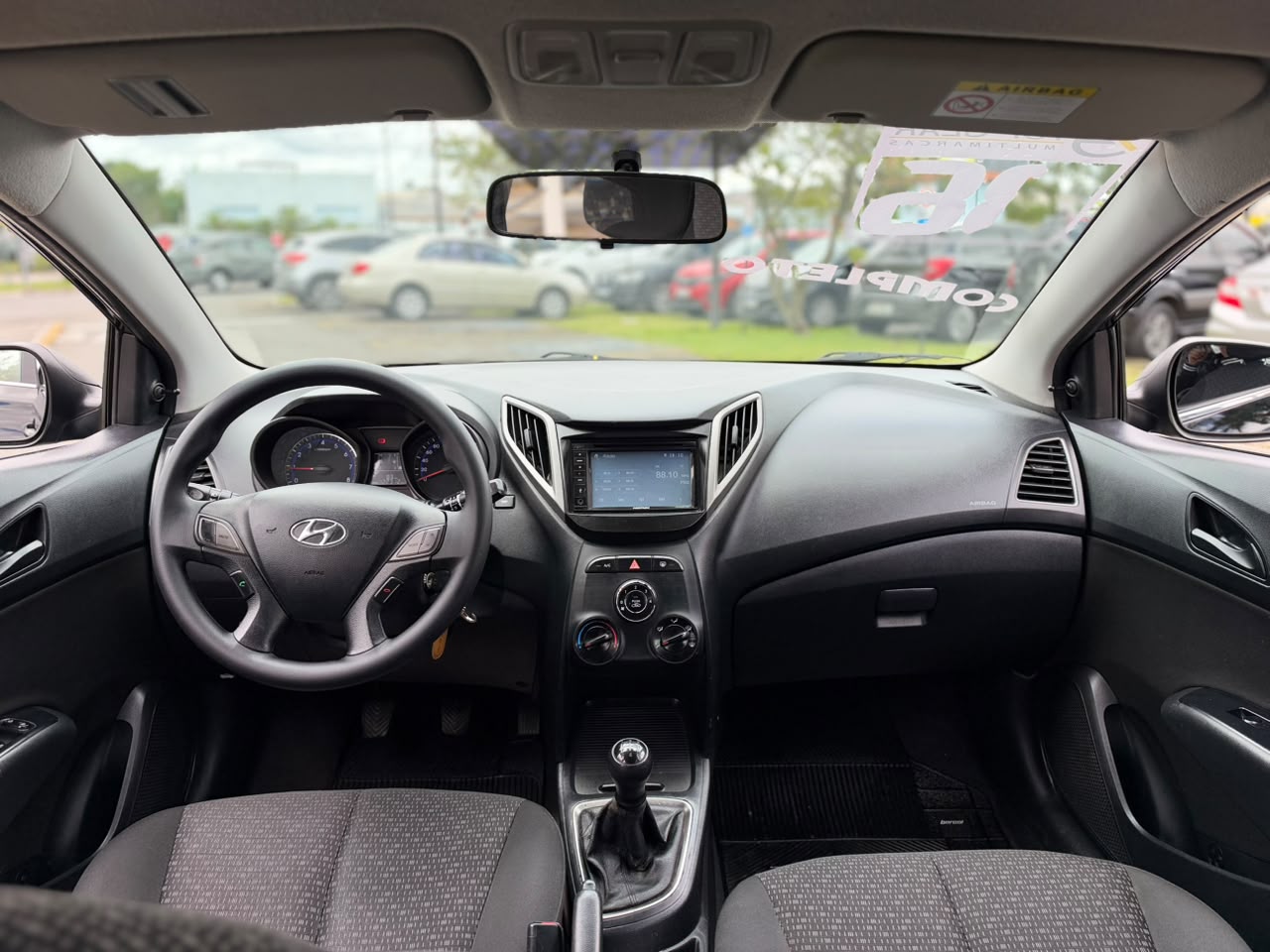 HYUNDAI HB20