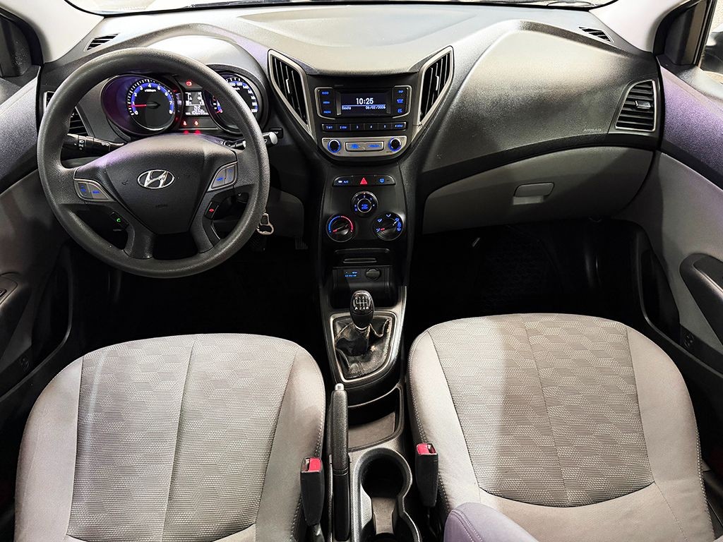 HYUNDAI HB20S