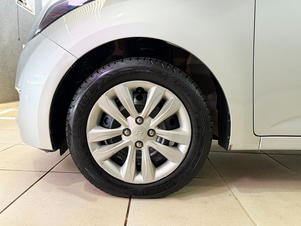 HYUNDAI HB20S