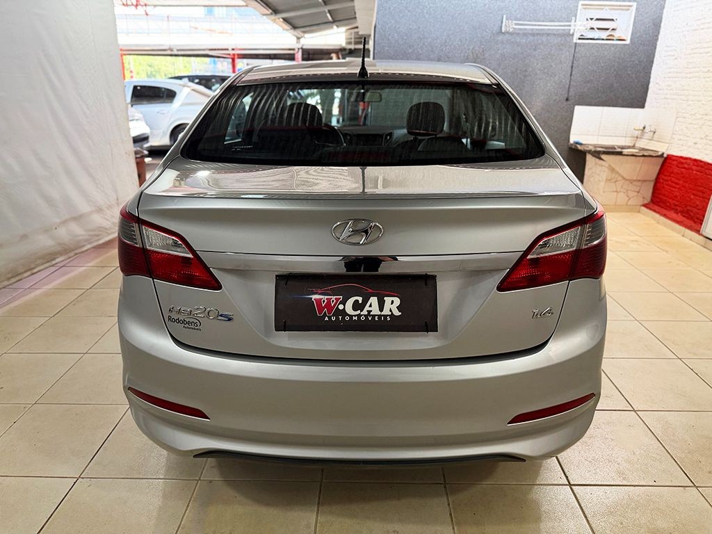 HYUNDAI HB20S