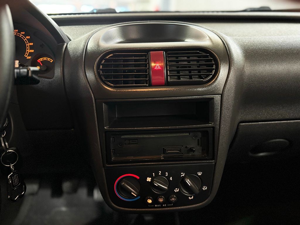 CHEVROLET CORSA