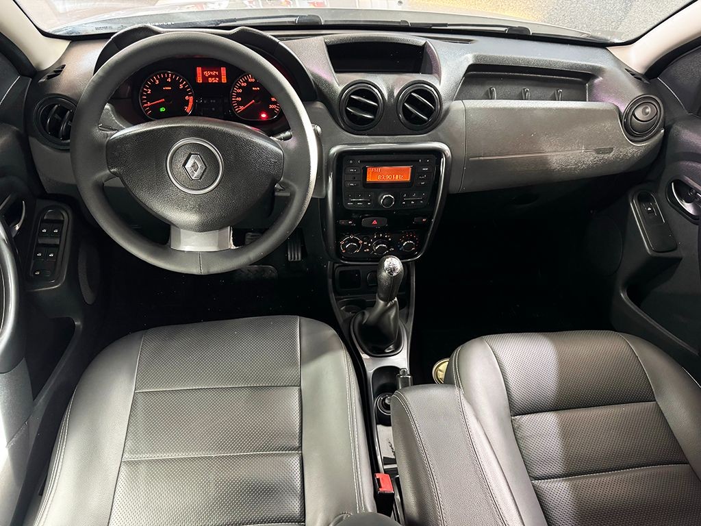RENAULT DUSTER