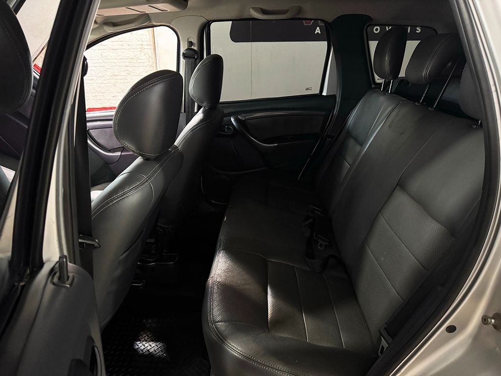 RENAULT DUSTER