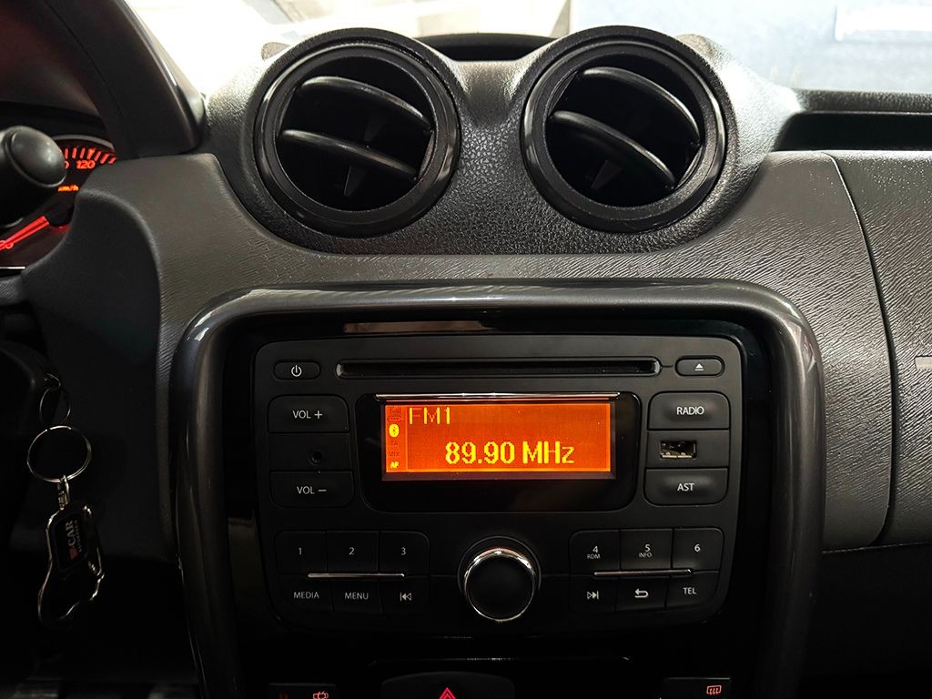 RENAULT DUSTER