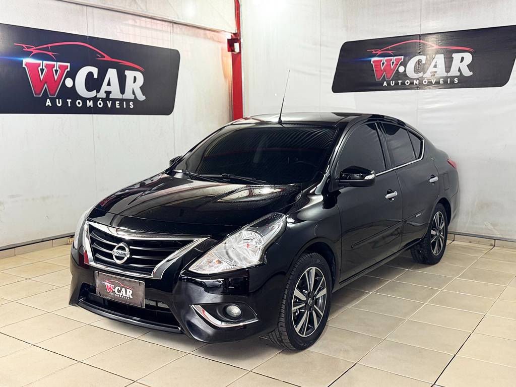 NISSAN VERSA