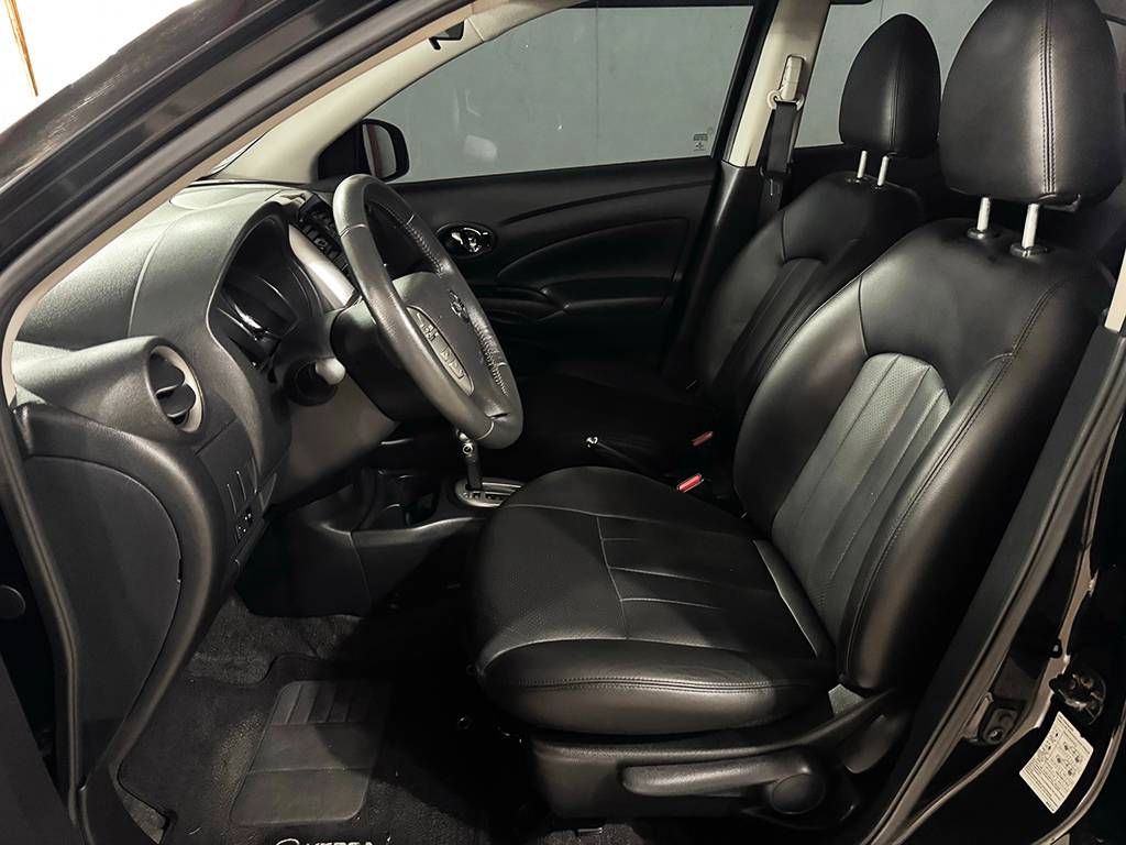 NISSAN VERSA