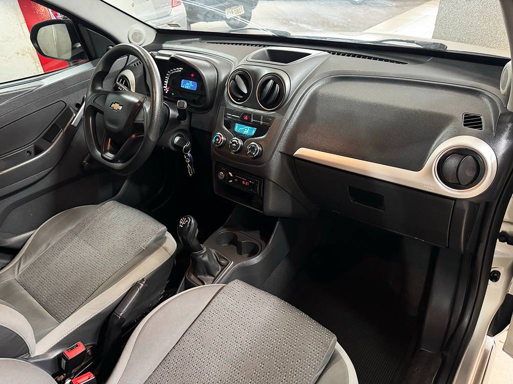 CHEVROLET MONTANA