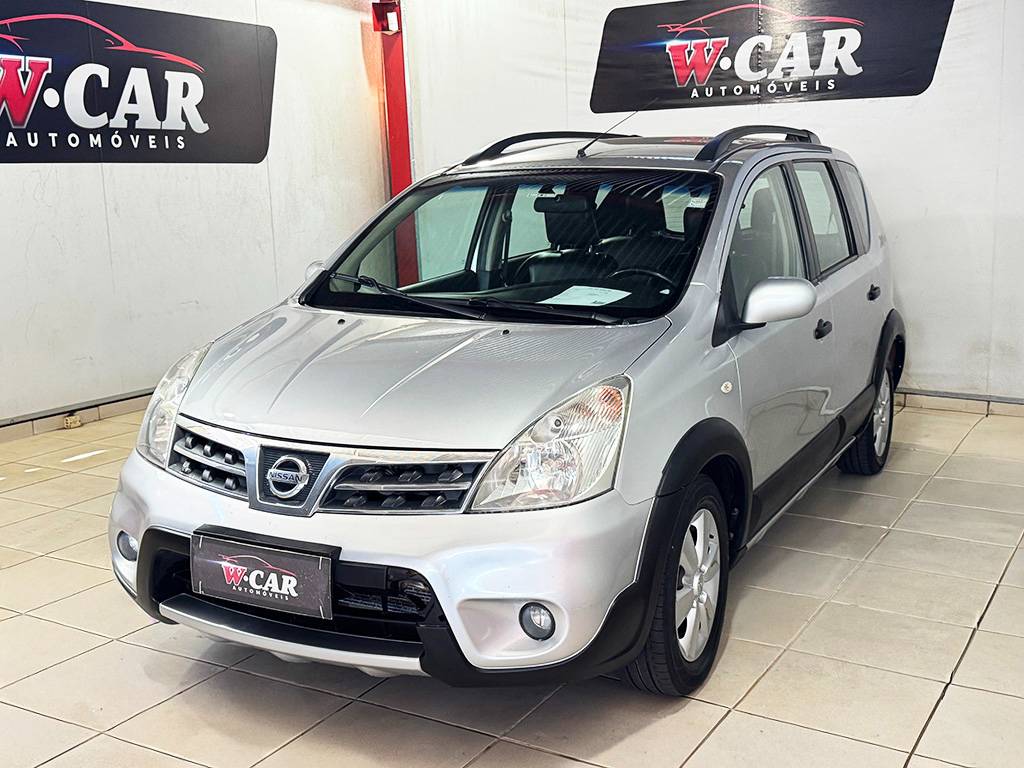 NISSAN LIVINA