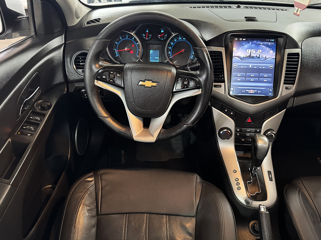 CHEVROLET CRUZE