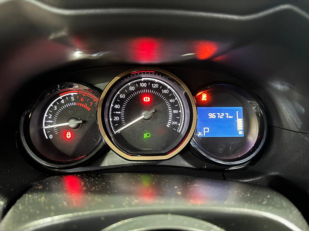RENAULT DUSTER