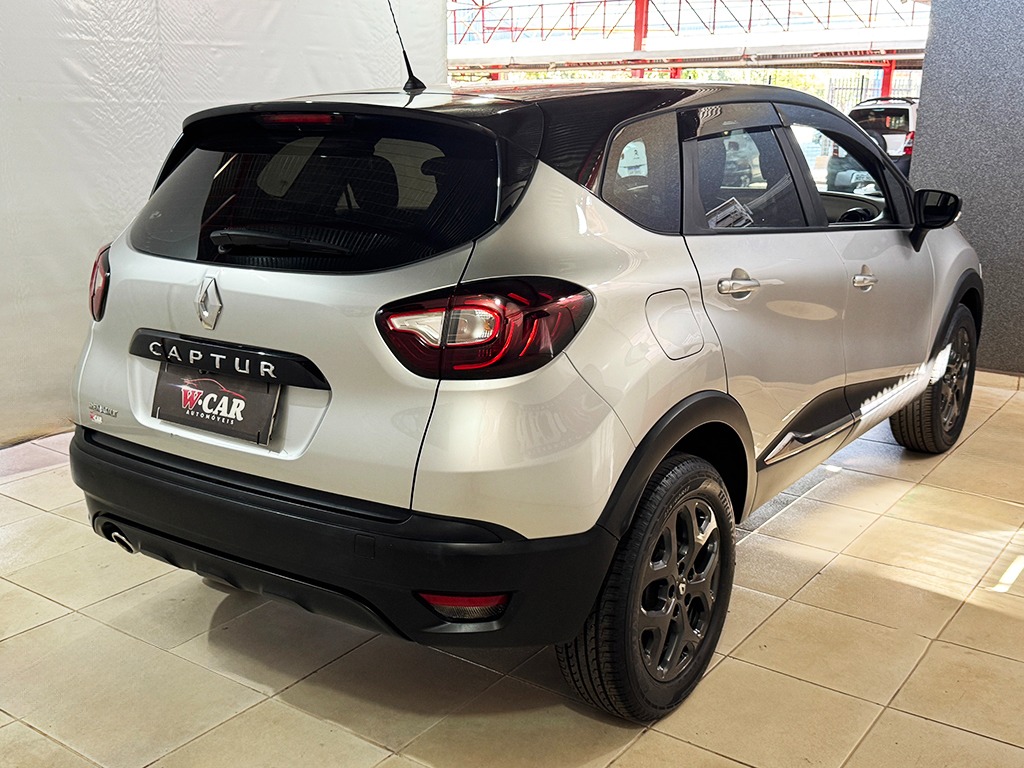 RENAULT CAPTUR