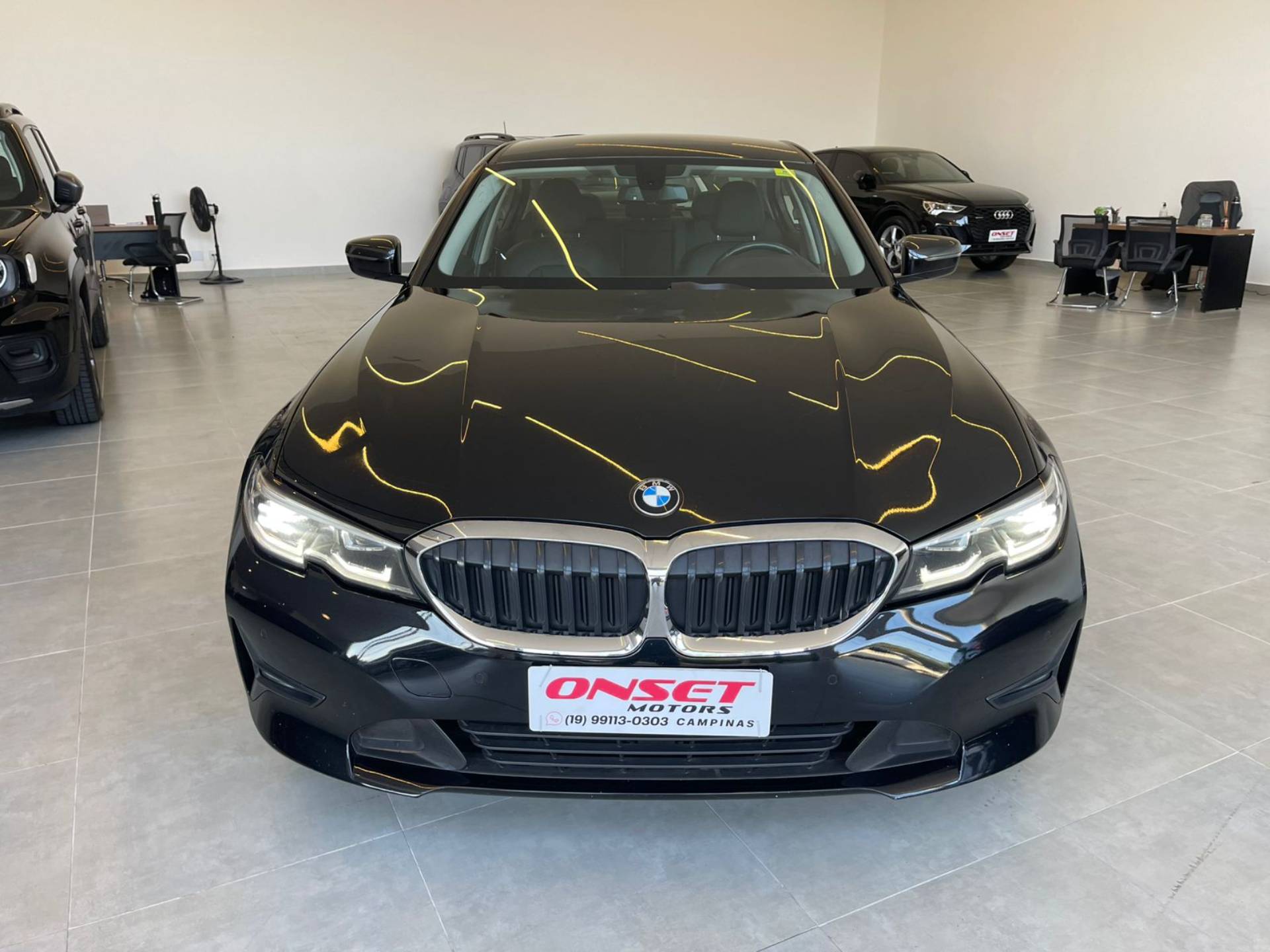 BMW 320i