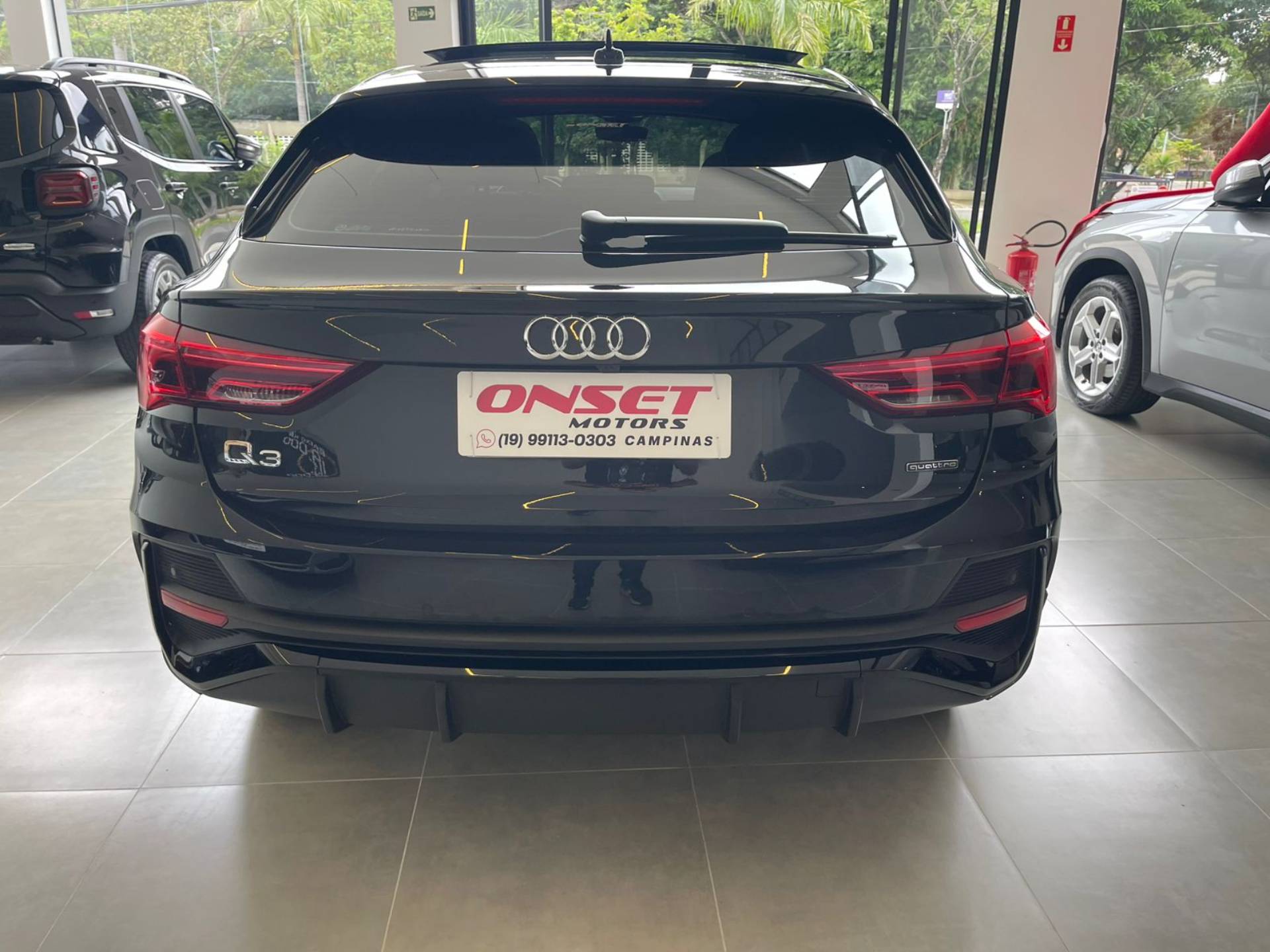 AUDI Q3