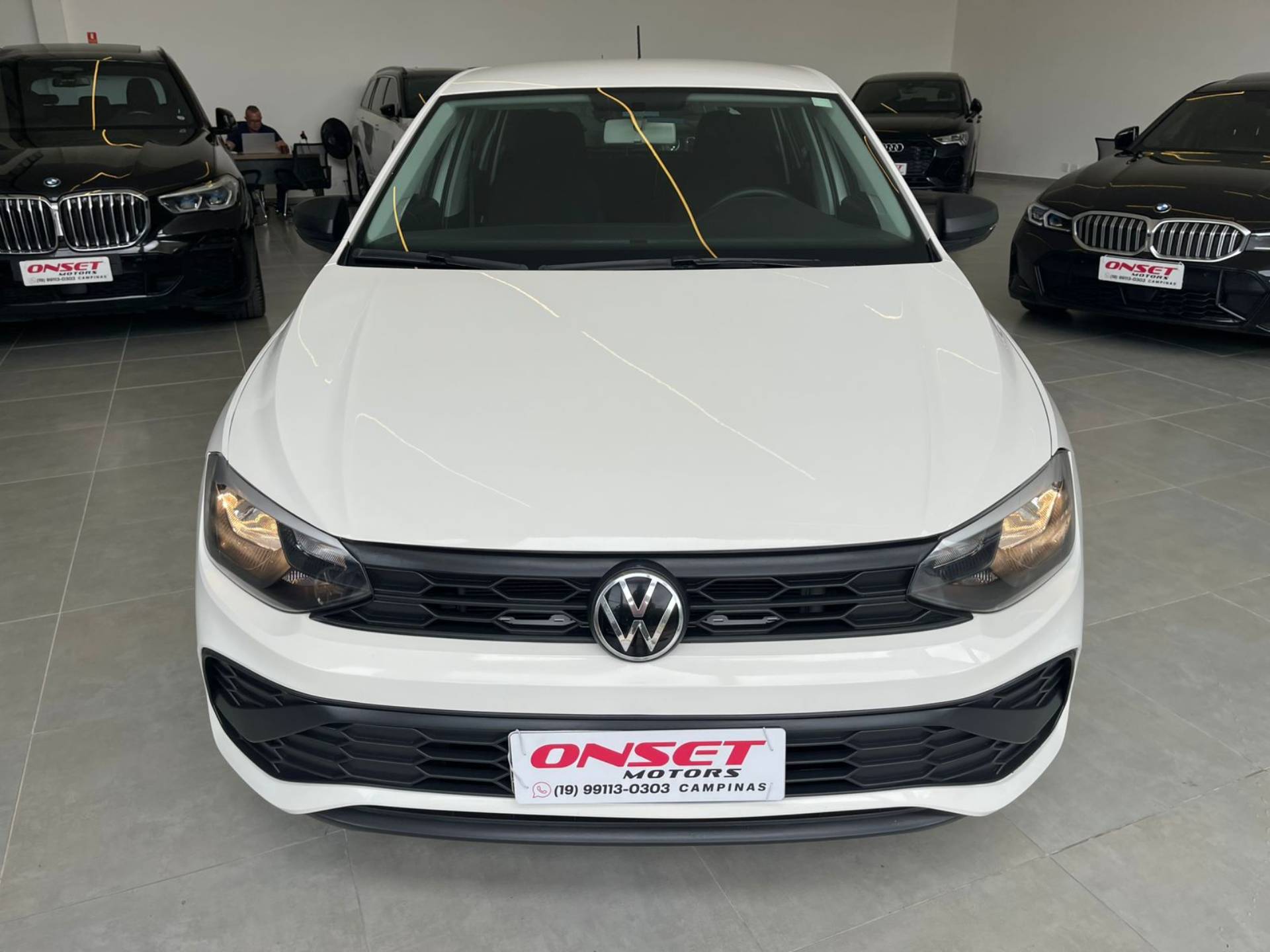 VOLKSWAGEN POLO