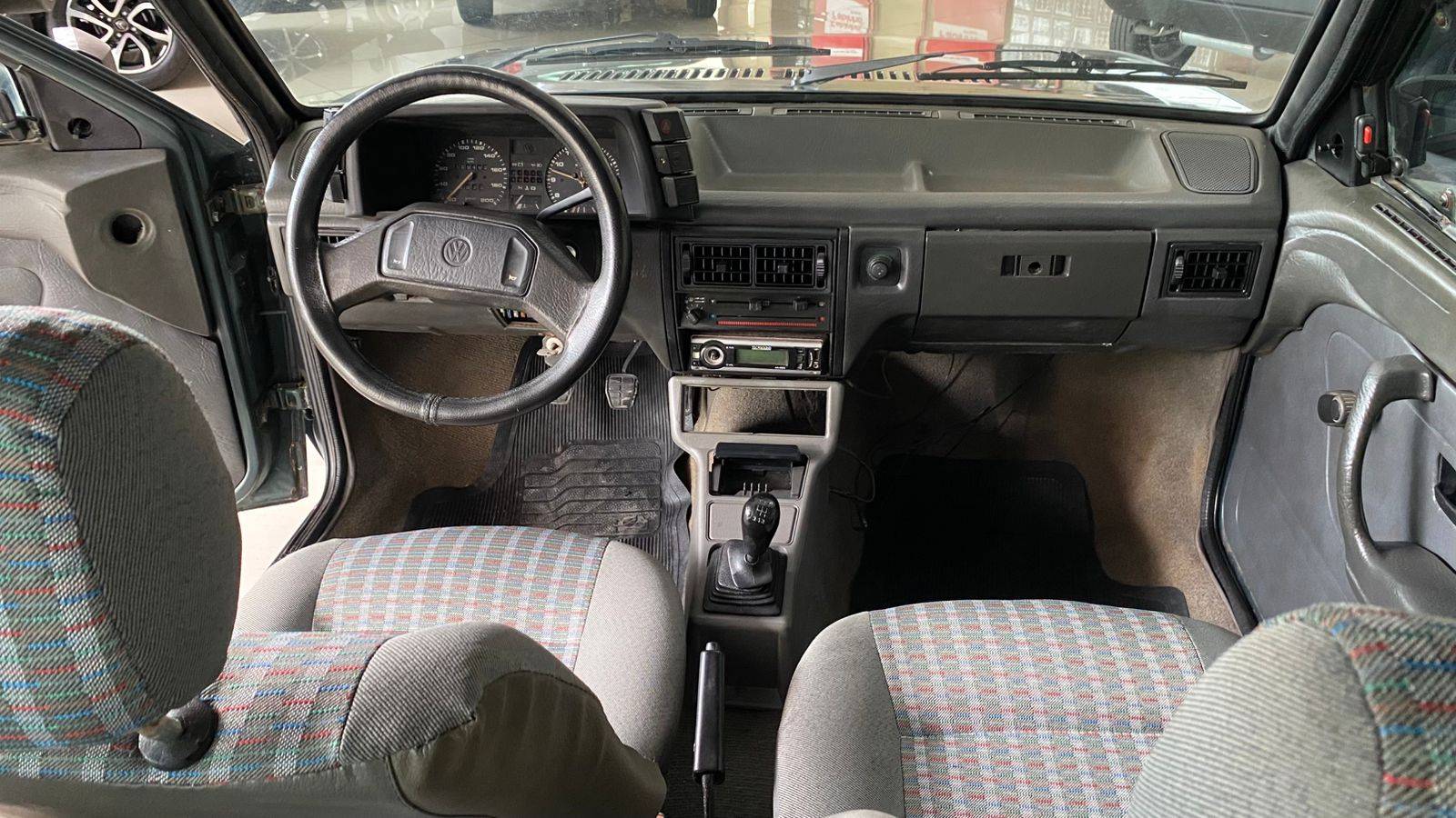 VOLKSWAGEN PARATI