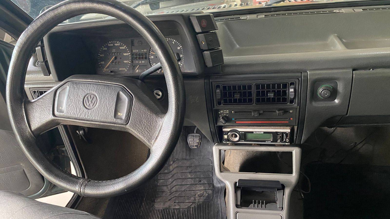 VOLKSWAGEN PARATI