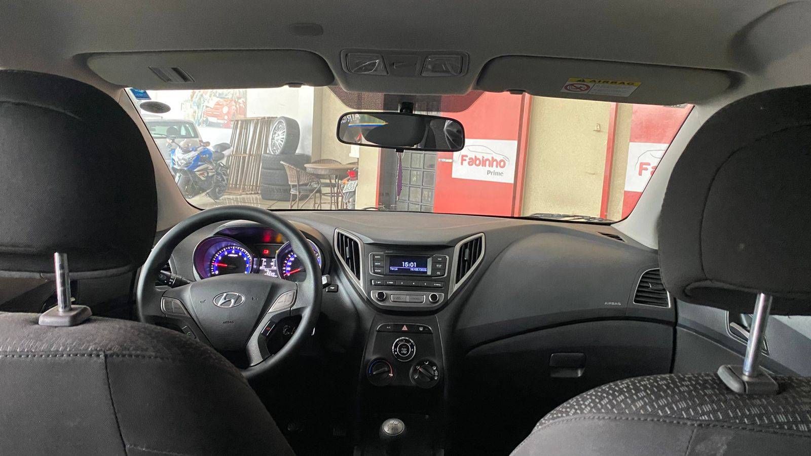 HYUNDAI HB20