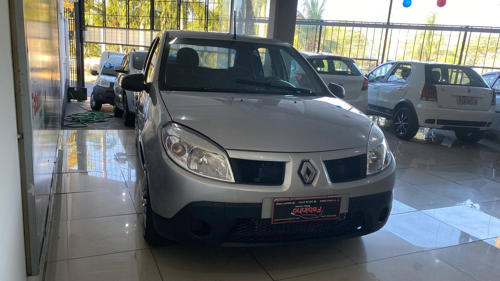 RENAULT SANDERO