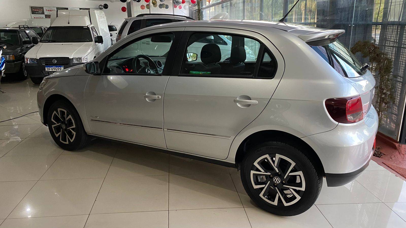 VOLKSWAGEN GOL