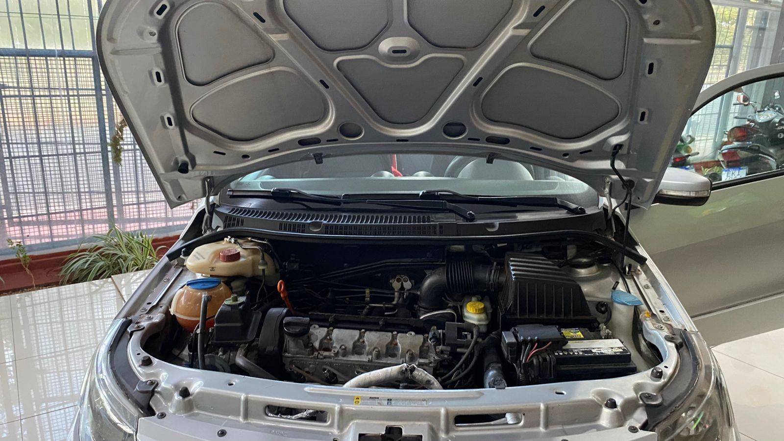 VOLKSWAGEN GOL