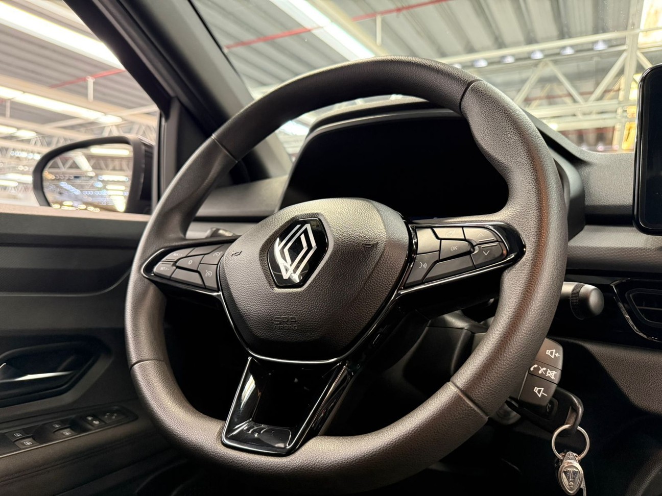RENAULT JUVAQUATRE