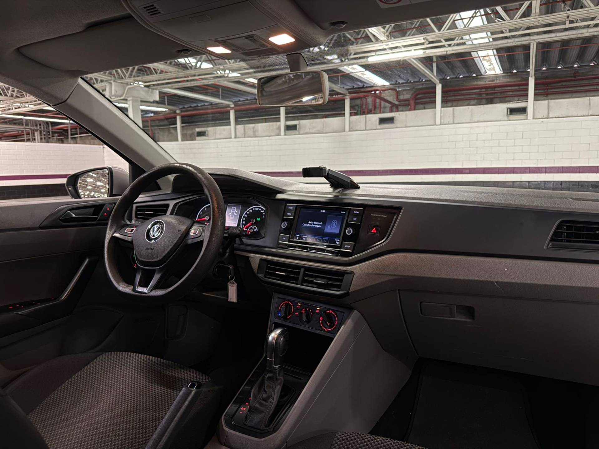 VOLKSWAGEN VIRTUS